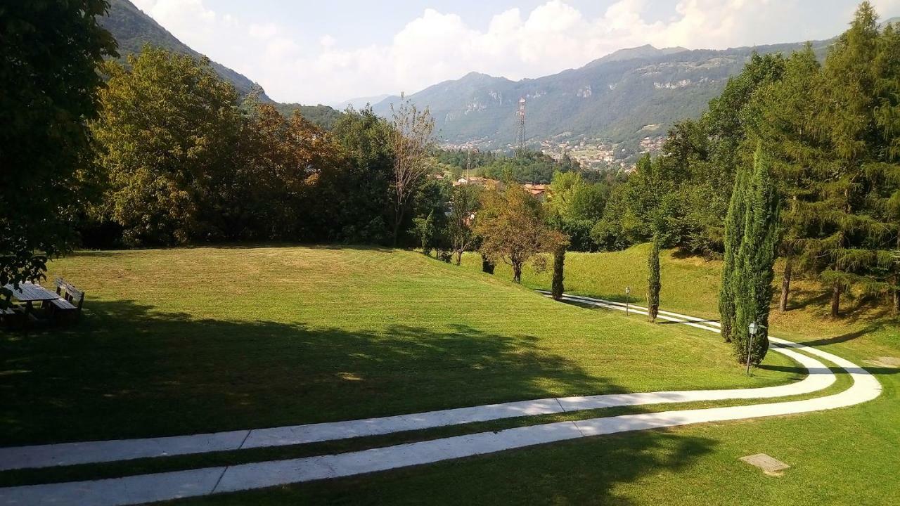 Casa Vacanze Il Noce Sovere Екстериор снимка